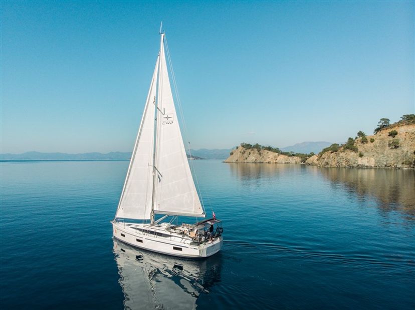 Bavaria Yachtbau C42 NOMAD