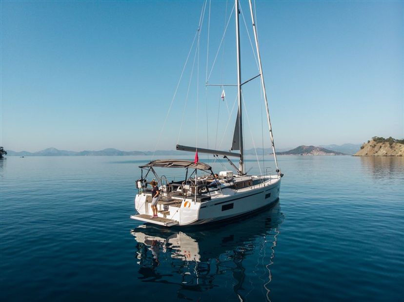 Bavaria Yachtbau C42 NOMAD