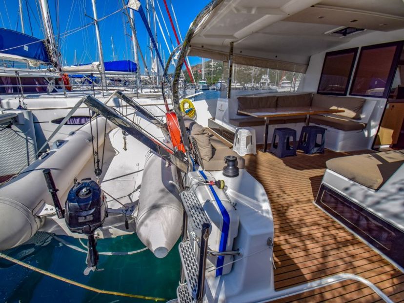 Fountaine Pajot 40 Amber