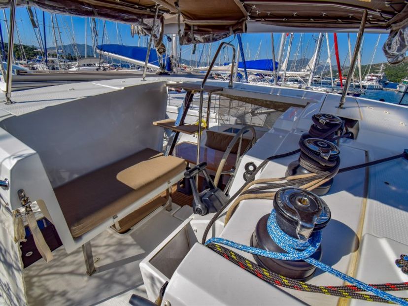 Fountaine Pajot 40 Amber
