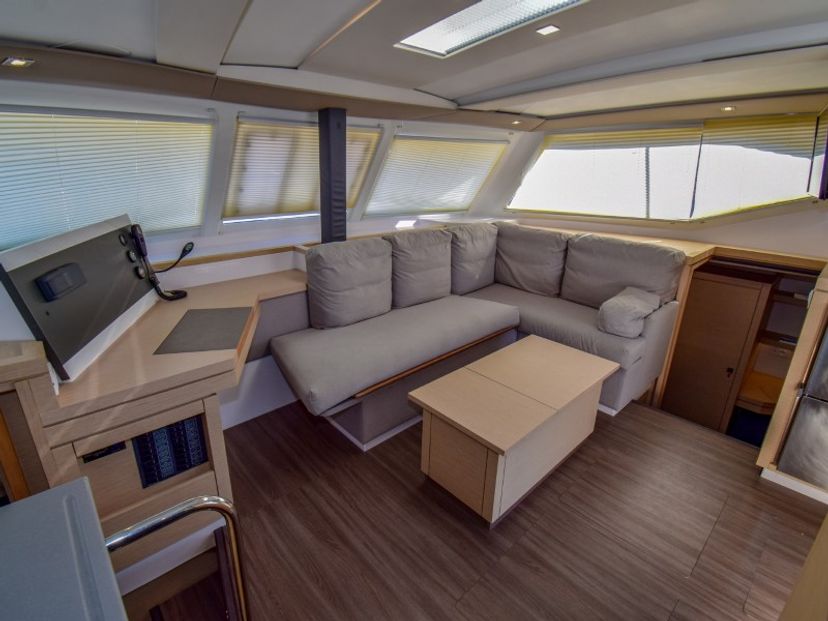 Fountaine Pajot 40 Amber