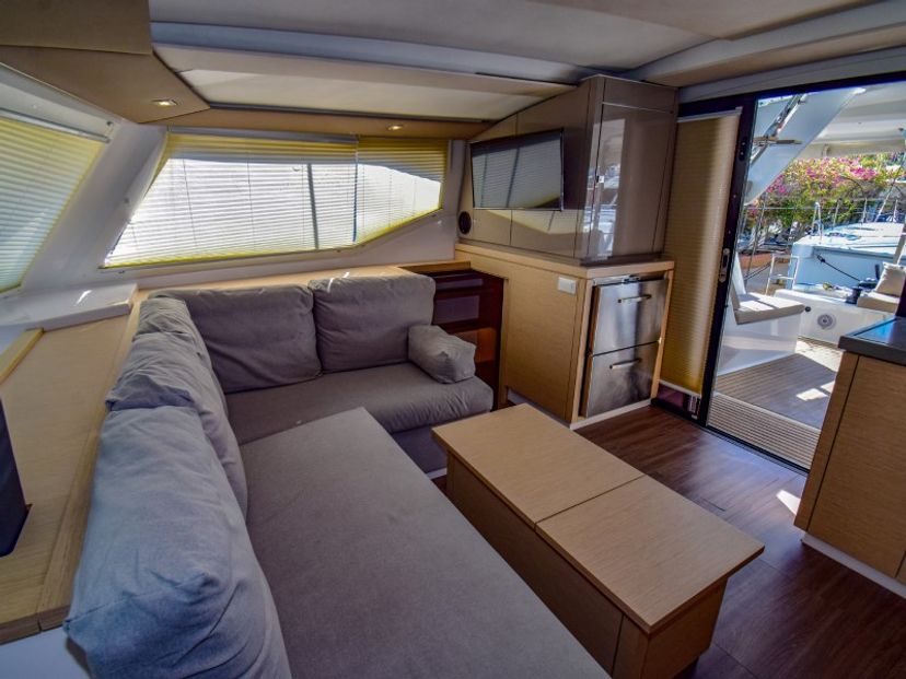 Fountaine Pajot 40 Amber