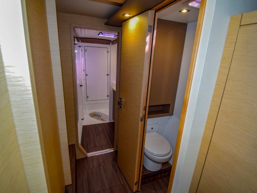 Fountaine Pajot 40 Amber