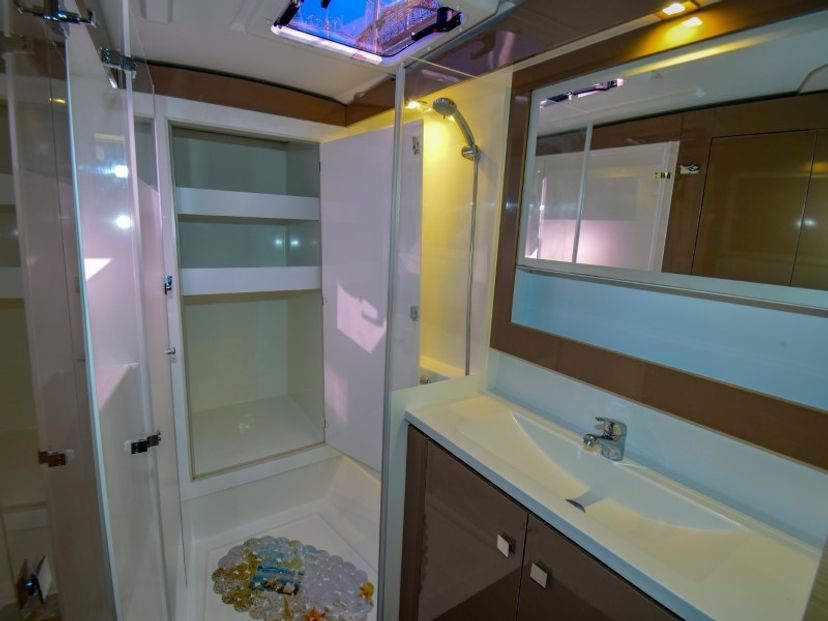 Fountaine Pajot 40 Amber