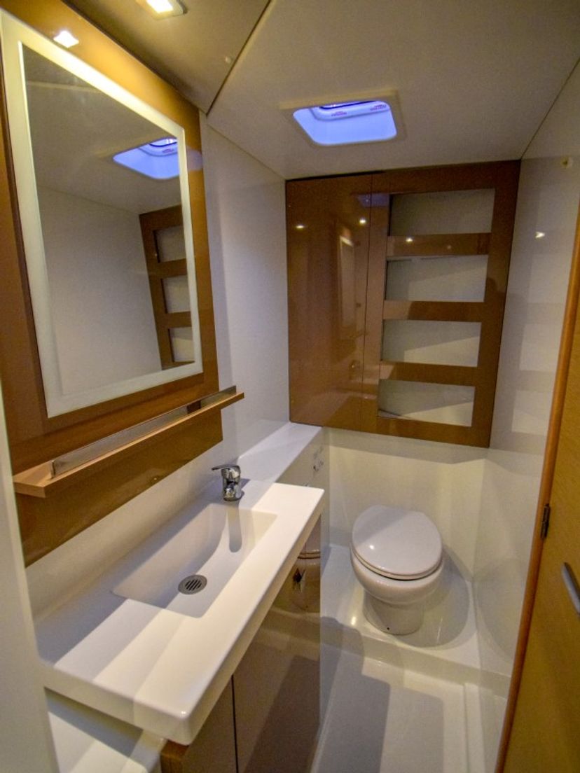 Fountaine Pajot 40 Amber