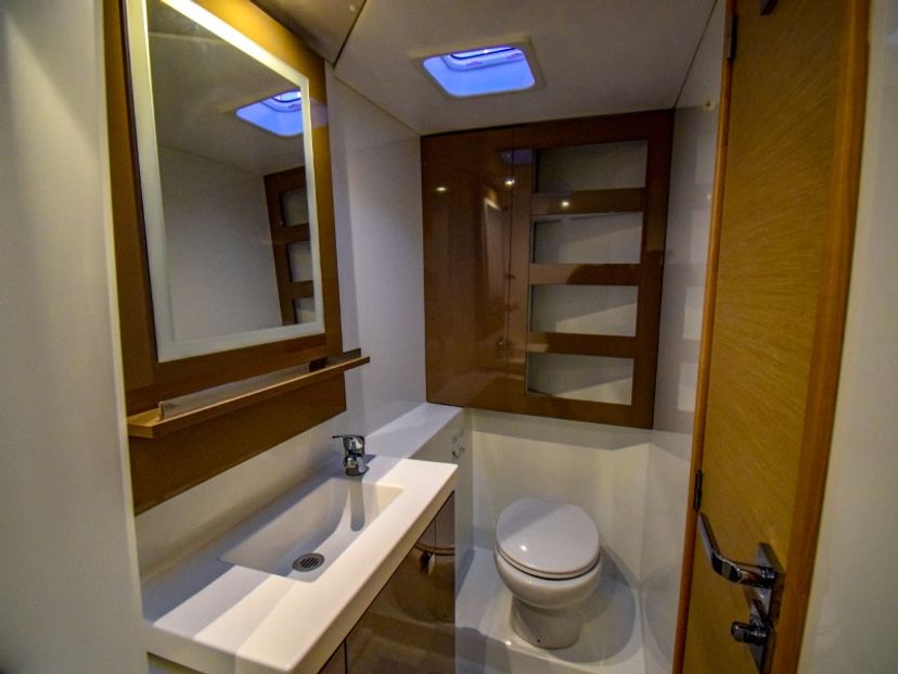 Fountaine Pajot 40 Amber
