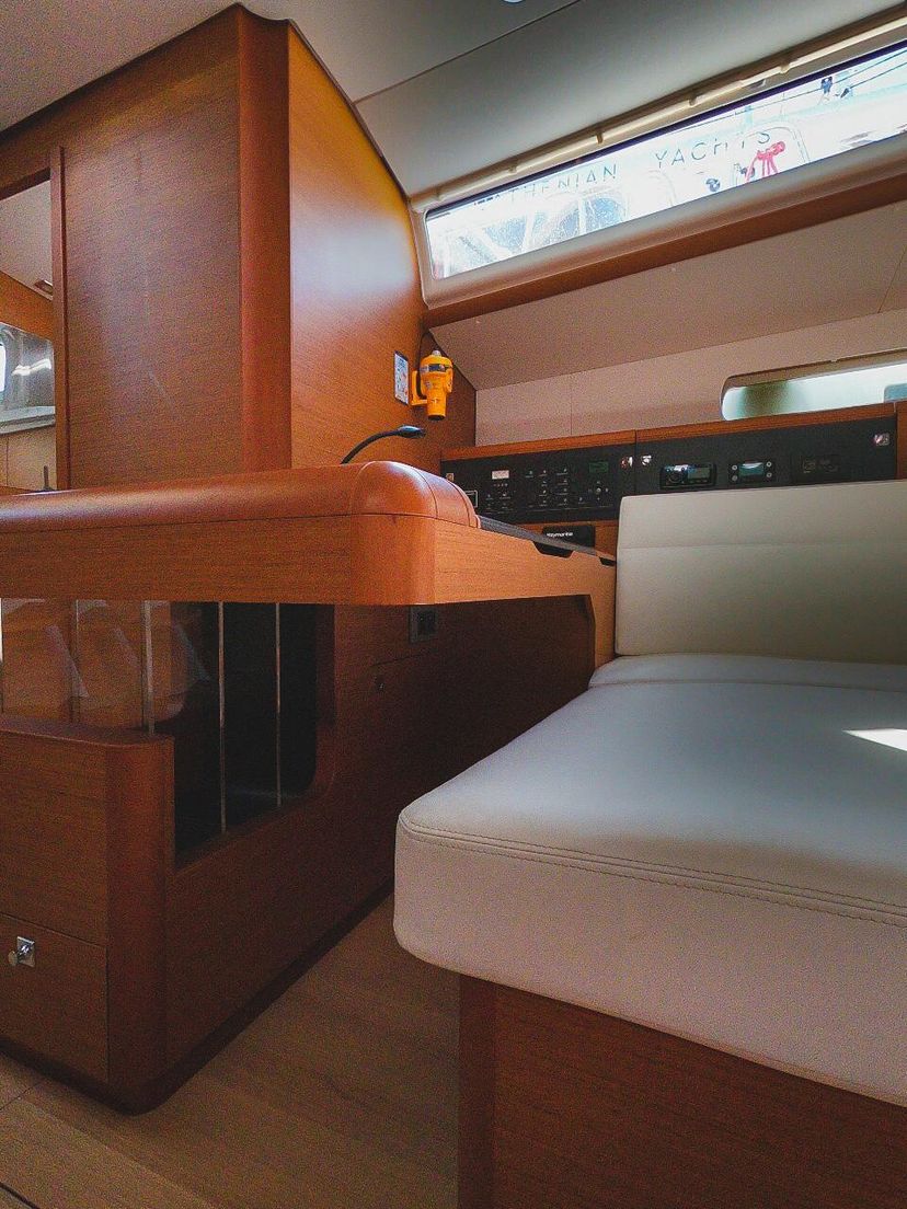 Jeanneau 51 Mayflower