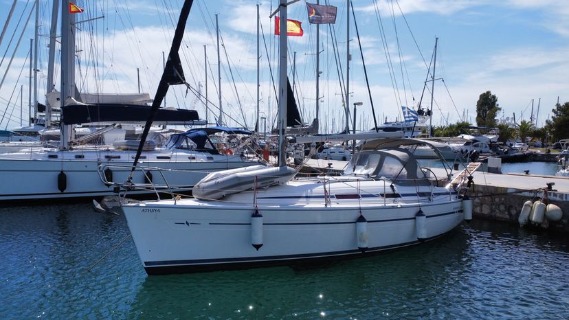 Bavaria Yachtbau 32 CRUISER S/Y Athina