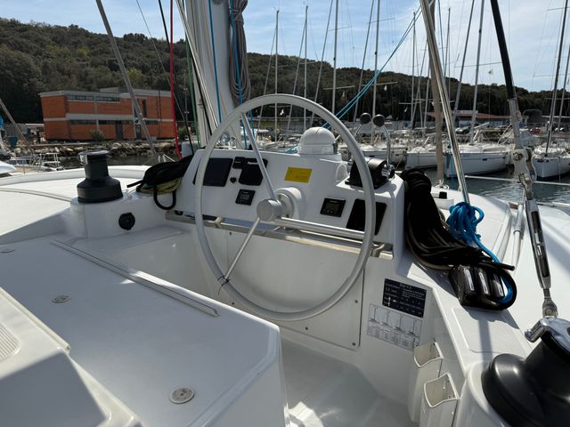 Bali Catamarans 4.2 La Luna 77