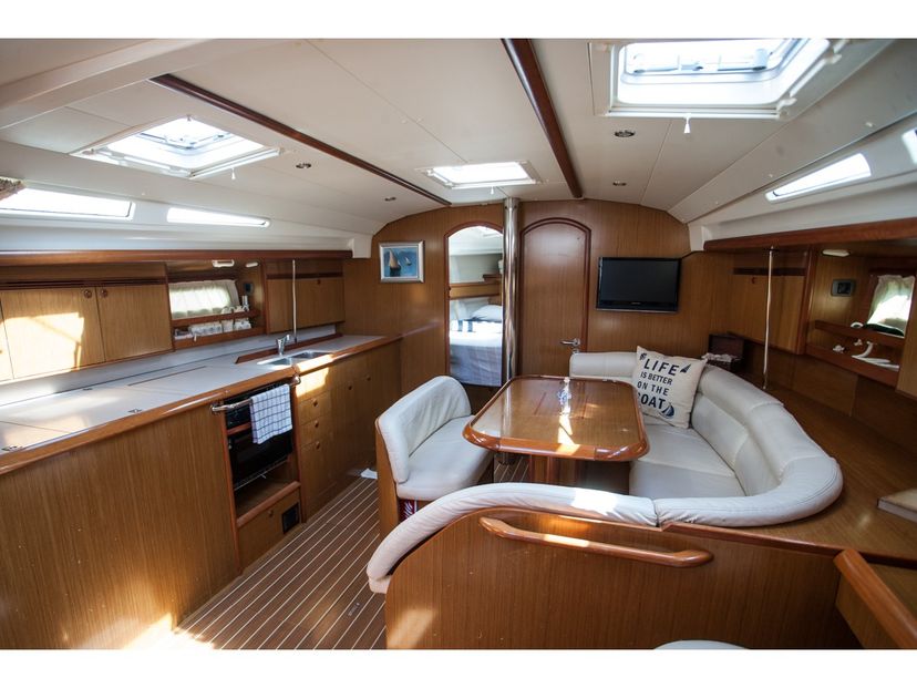 Jeanneau 45 My Lady