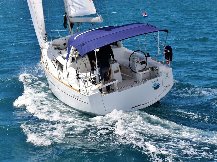 Beneteau 38 ARIELA 