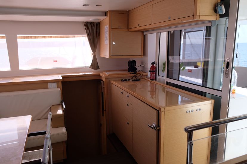 Lagoon 45 IRIS IV