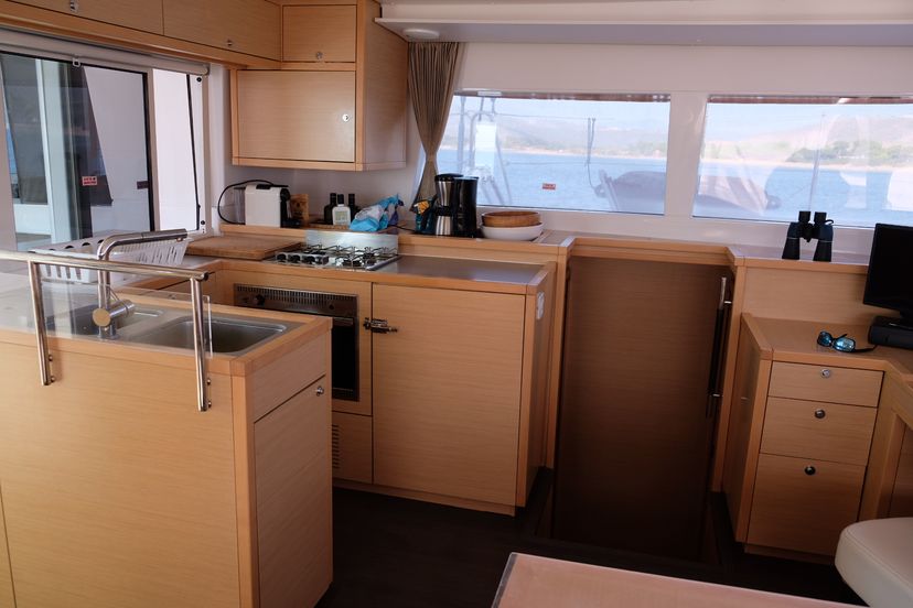 Lagoon 45 IRIS IV