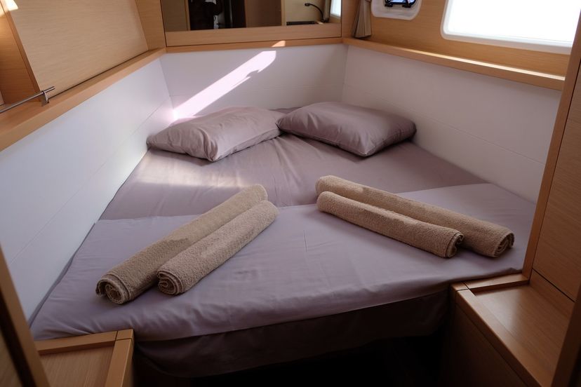 Lagoon 45 IRIS IV