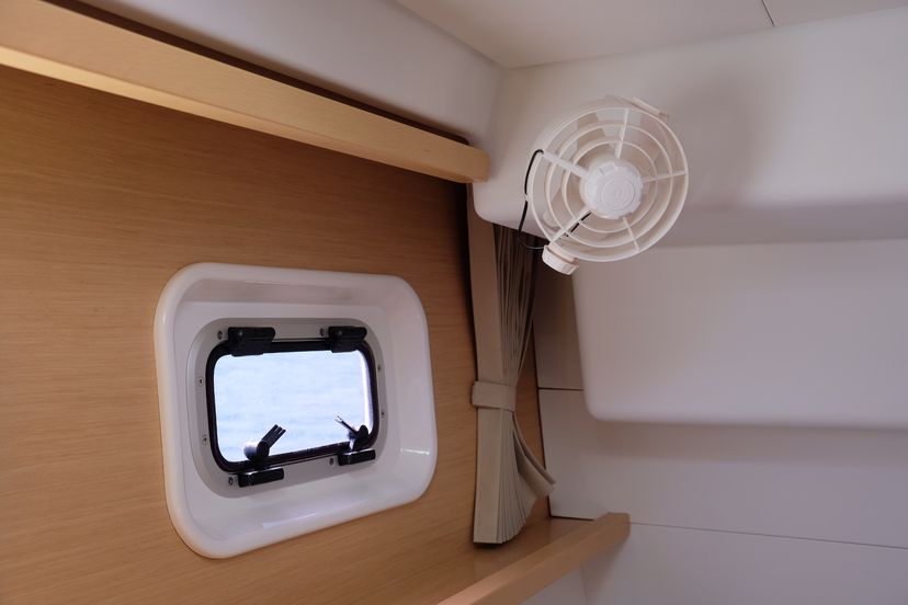 Lagoon 45 IRIS IV
