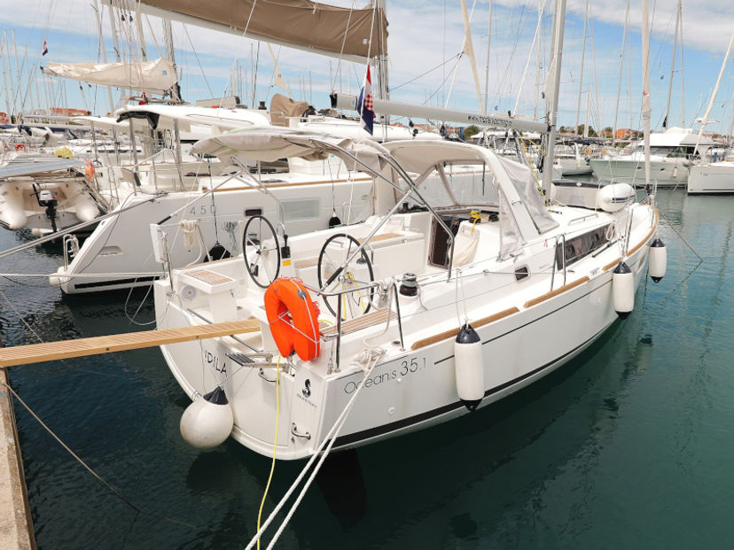 Beneteau OCEANIS 35.1 IDILA 
