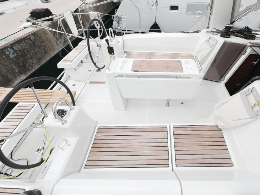 Beneteau OCEANIS 35.1 IDILA 