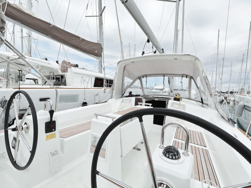 Beneteau OCEANIS 35.1 IDILA 
