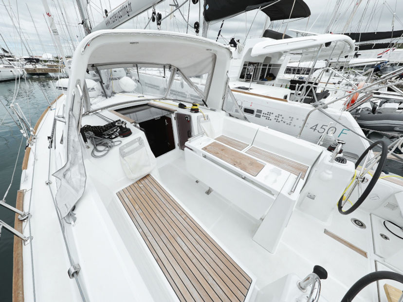 Beneteau OCEANIS 35.1 IDILA 