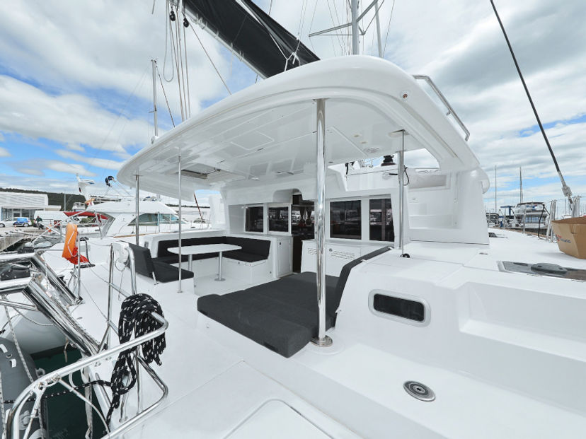 Lagoon 45 MUST HAVE