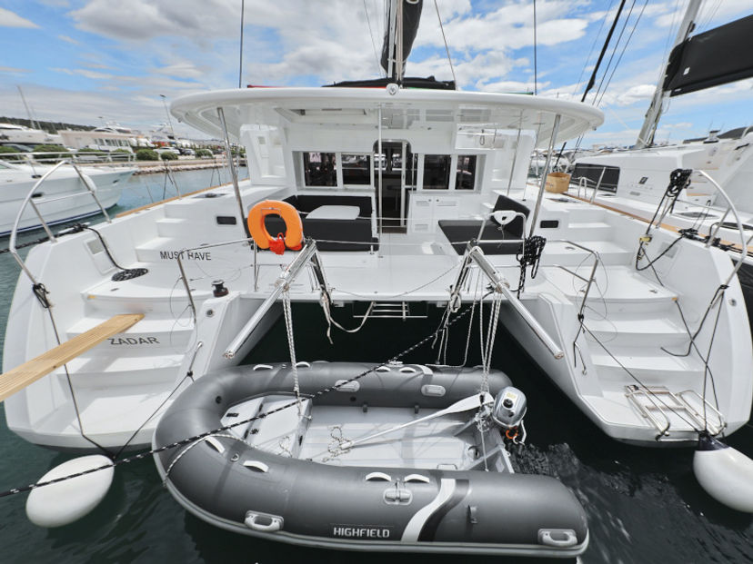 Lagoon 45 MUST HAVE