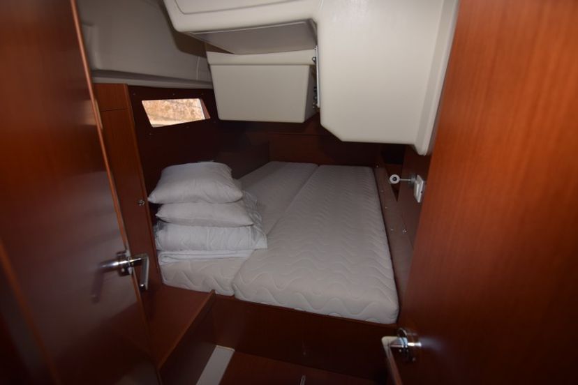 Beneteau OCEANIS 41.1 BUGA