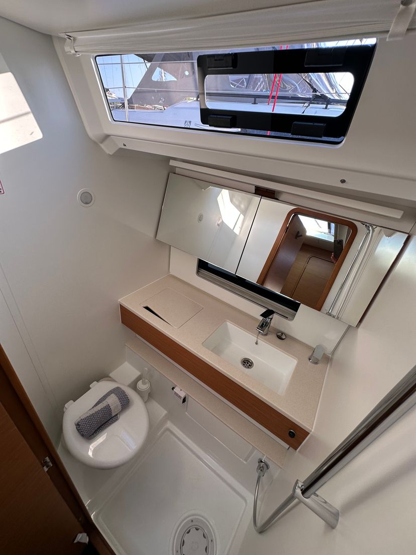 Dufour Yachts 41 S/Y Ismini