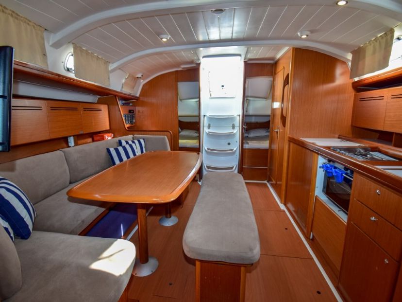 Beneteau 43 Blondie