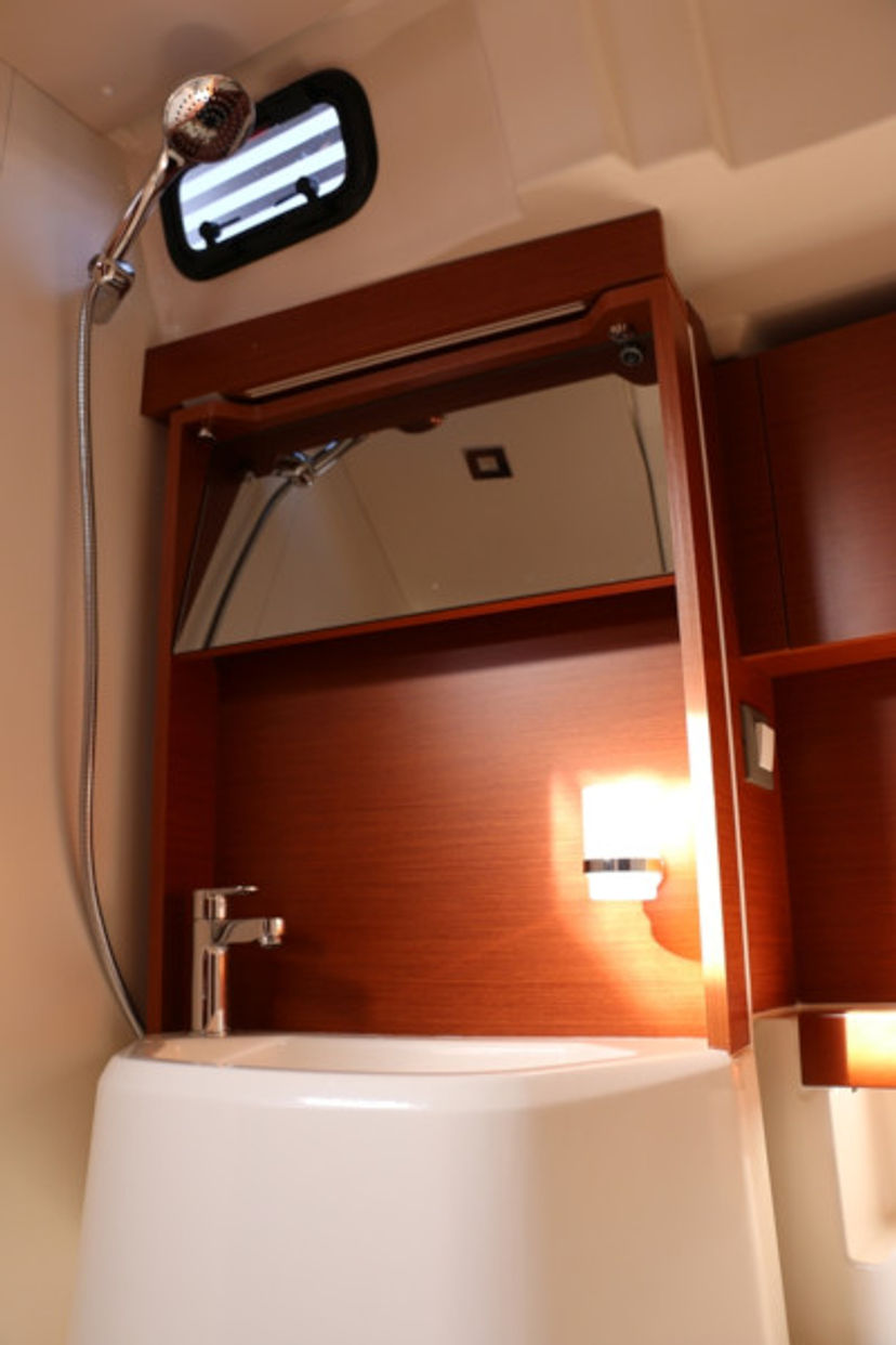 Beneteau OCEANIS 51.1 Pisces