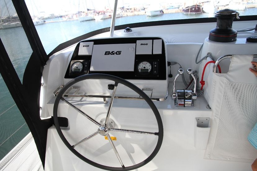 Lagoon 42 GEORGE A