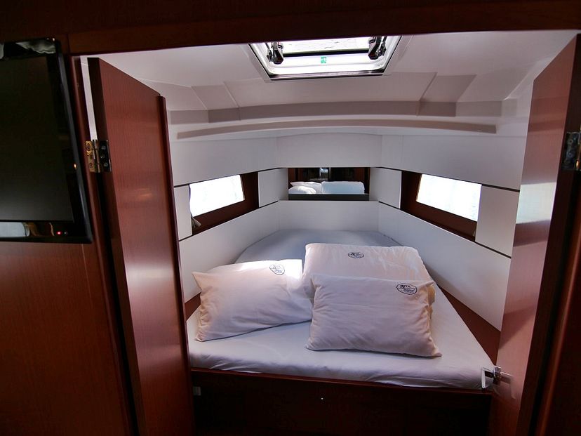 Beneteau 38 ARIELA 