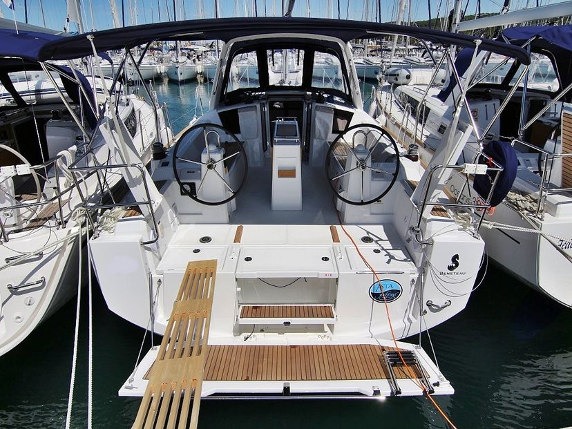 Beneteau 38 ARIELA 