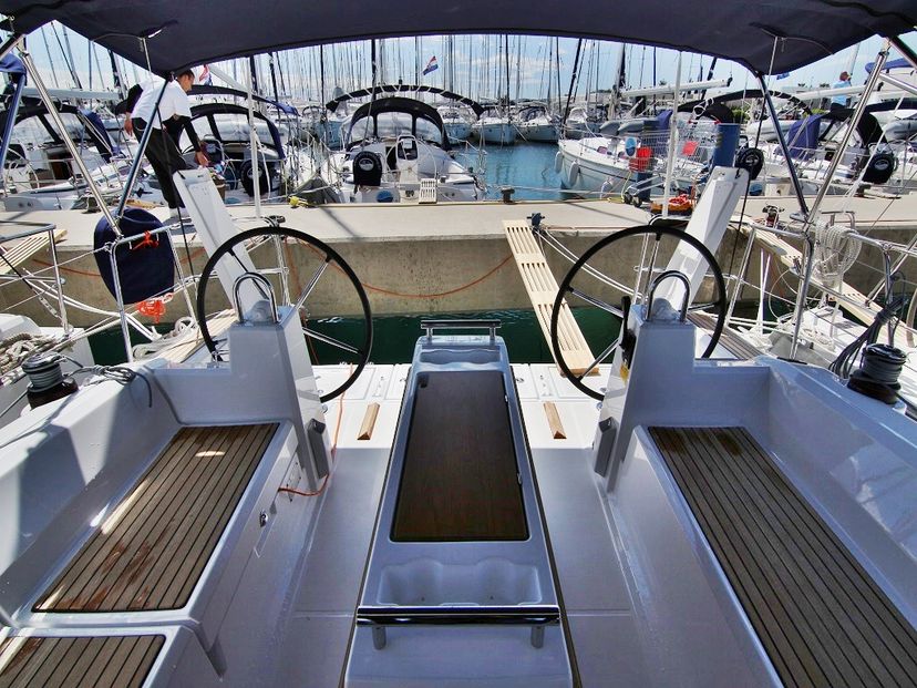 Beneteau 38 ARIELA 