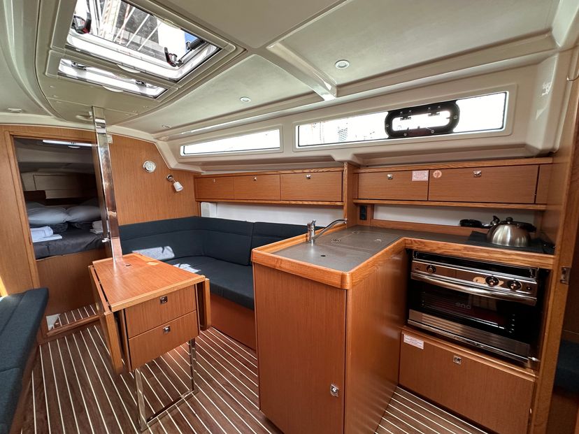 Bavaria Yachtbau 34 S/Y Celestia