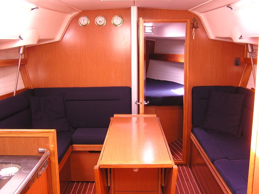 Bavaria Yachtbau 35 CRUISER Alba