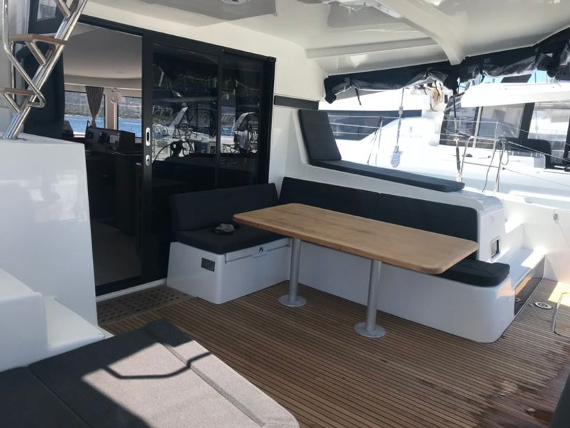 Lagoon 42 Zippiri (WM, Inverter, Heating)