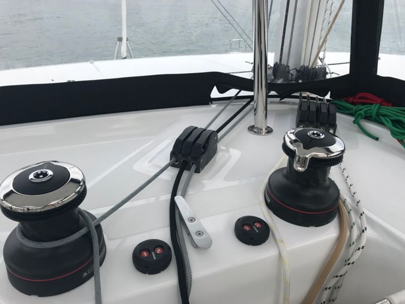 Lagoon 42 Sammy (A/C, WM, Inverter, Generator)