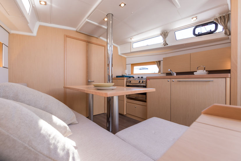 Beneteau 38 CVITA