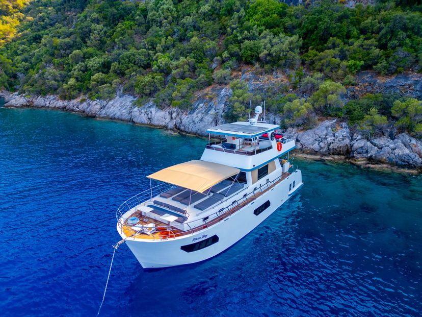 Kaan Bey Trawler