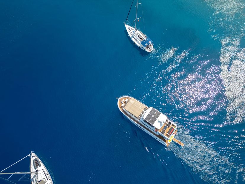 Kaan Bey Trawler