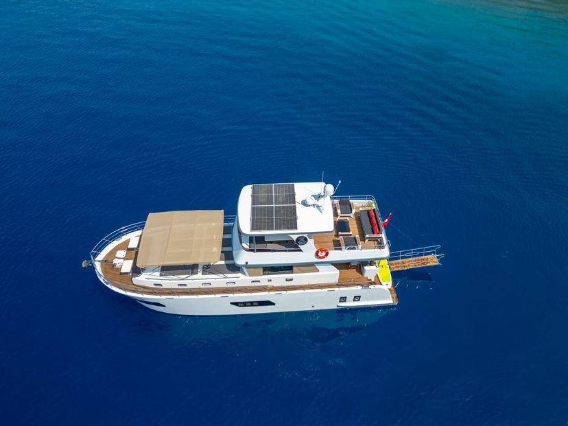 Kaan Bey Trawler