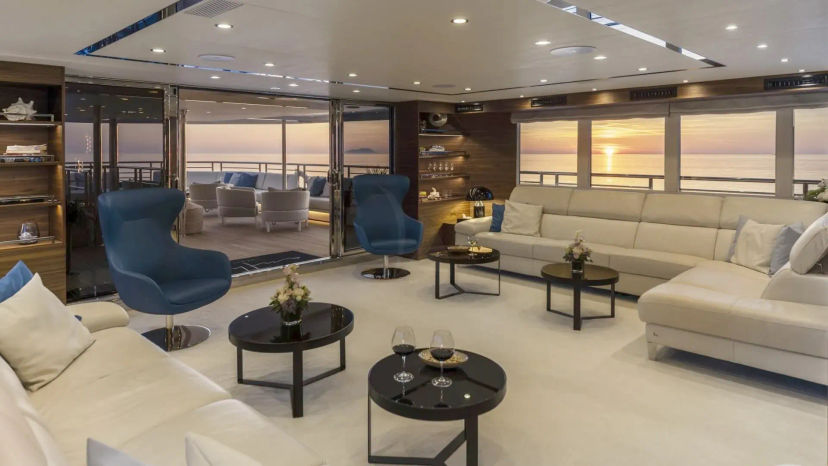 M/Y ANTHEA