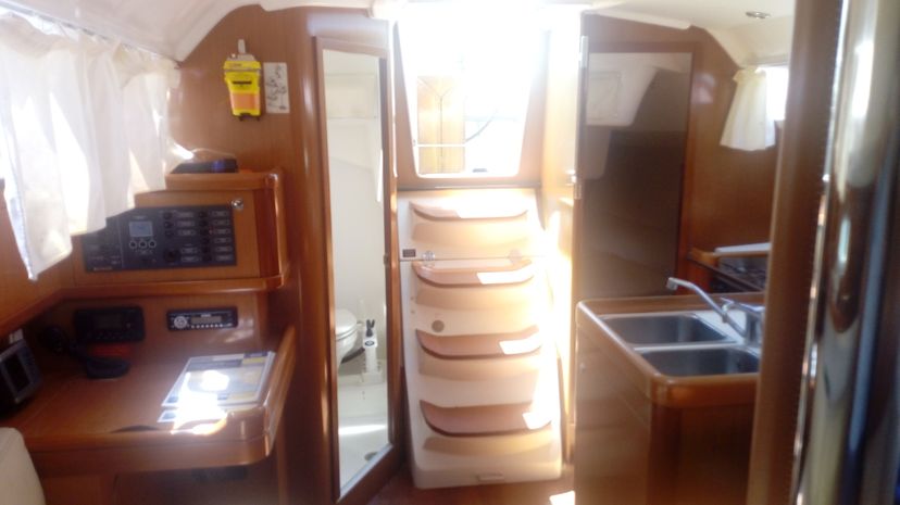 Beneteau 31 TRIZONIA 