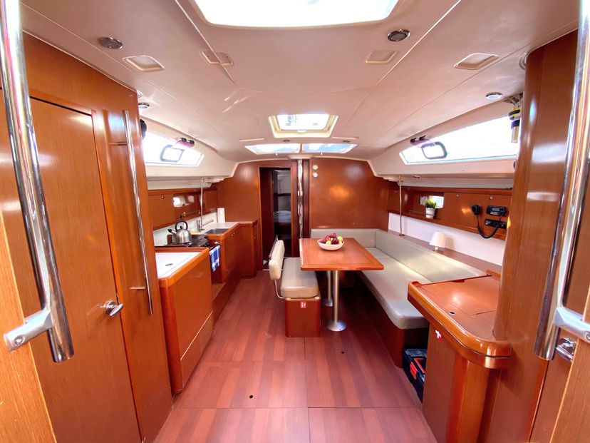 Beneteau OCEANIS 43 Serenity