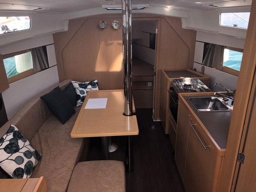 Beneteau OCEANIS 35 GALA