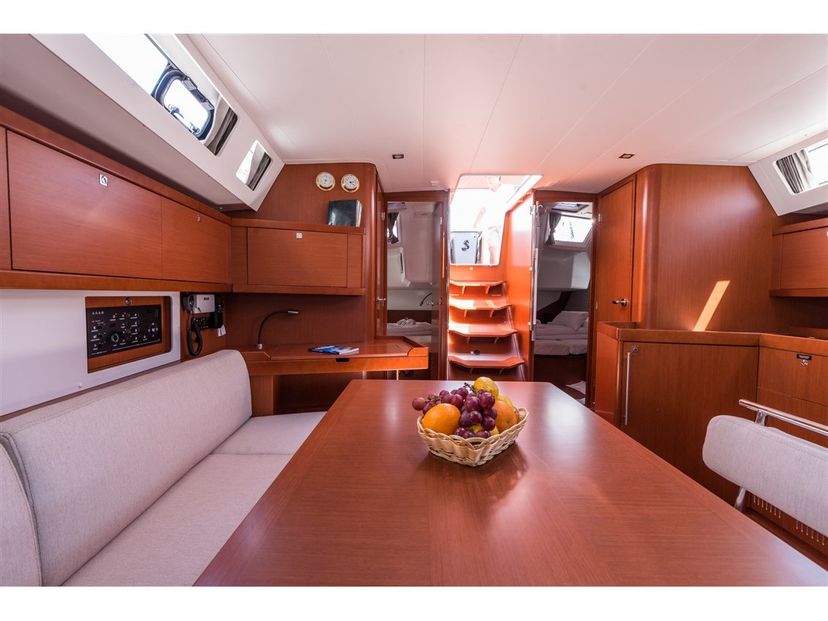 Beneteau 45 MOBULA ONE