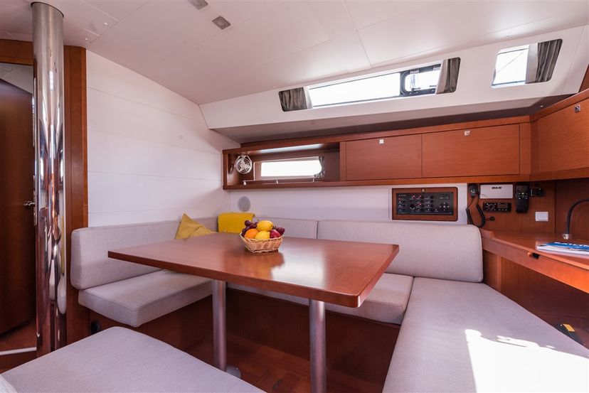 Beneteau 45 MOBULA ONE