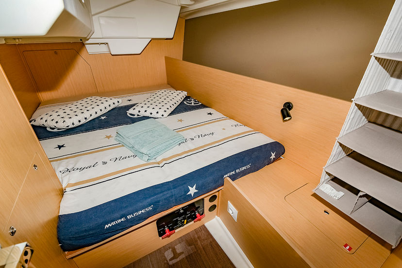 Beneteau 38 Lisis