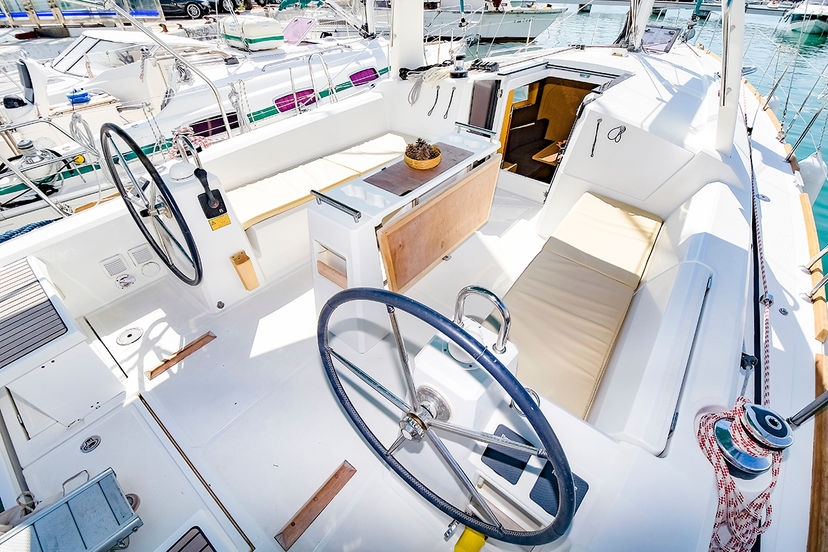 Beneteau 38 Lisis