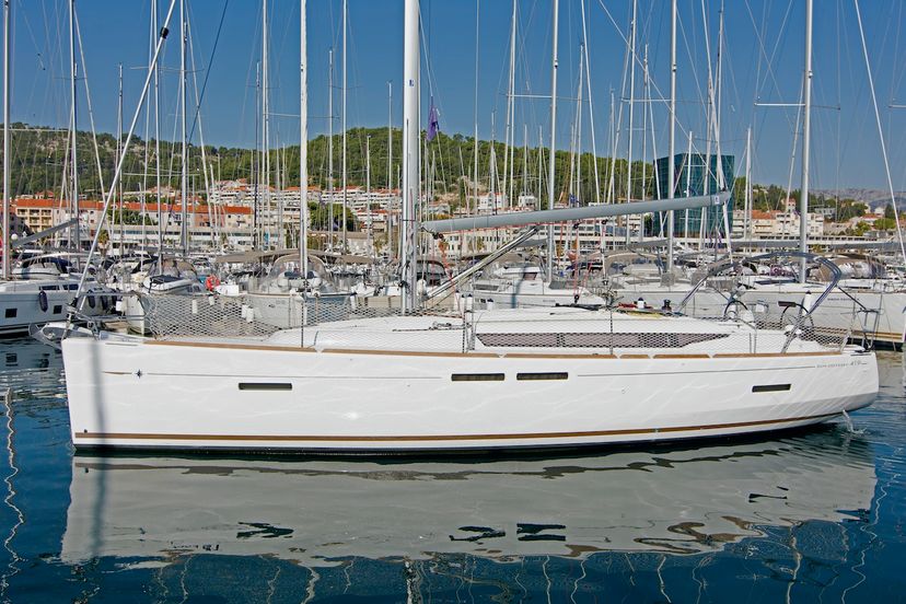 Jeanneau 41 Dorado